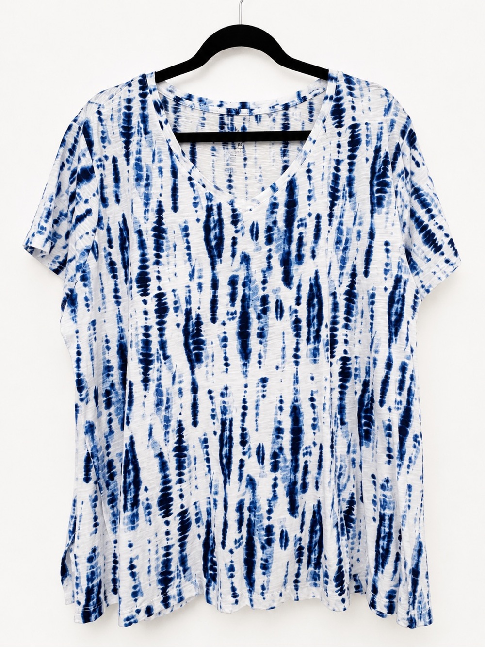 Style & Co. Blue & White Tie-Dye V-Neck Short Sleeve Top